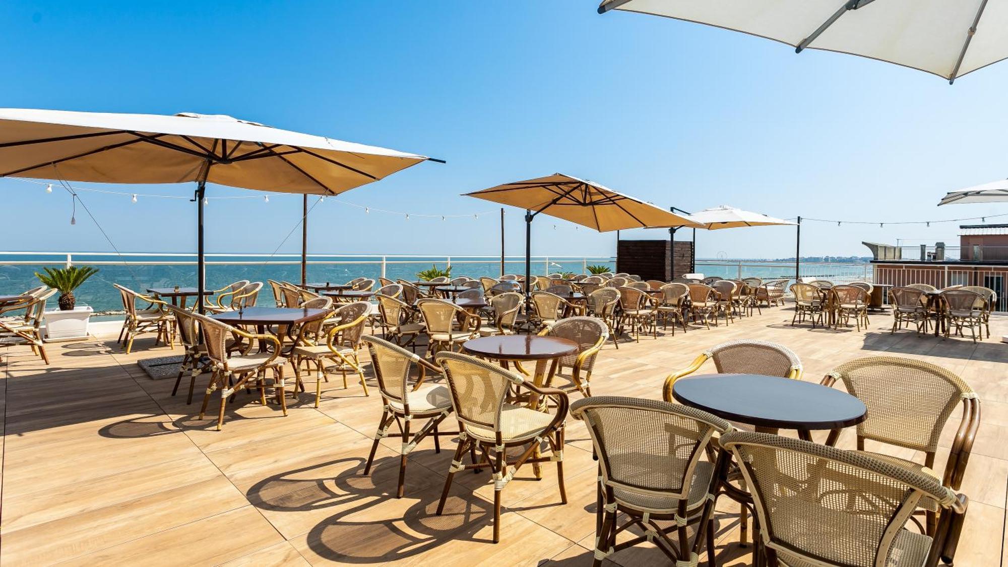 רימיני Hotel Blumen מראה חיצוני תמונה