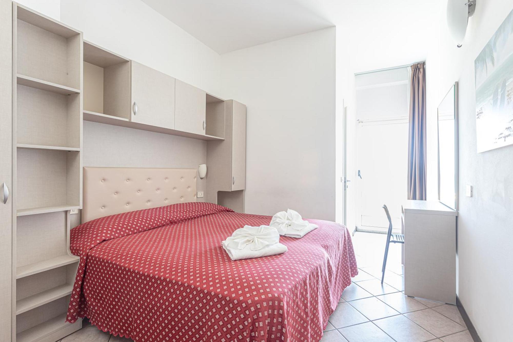 רימיני Hotel Blumen מראה חיצוני תמונה
